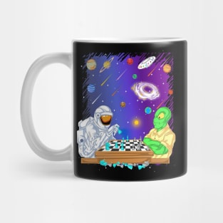 Astronaut Play Chess Mug